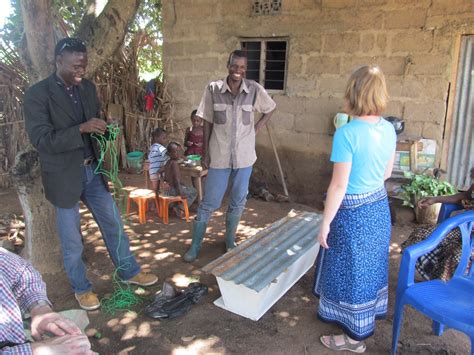 Whats Cookin In Tanzania And Uganda Beekeeping