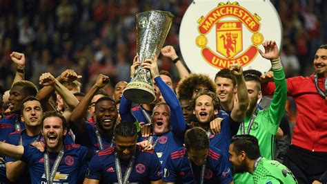 Manchester United Players Celebrate Europa League Final Success