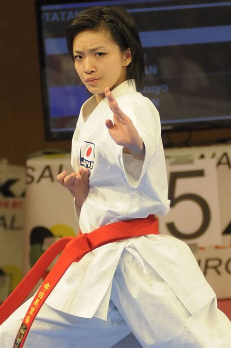 Pin By Maiar Altius On Kindo And Shotokan Karate Showing Some Geisha Martial Arts Girl