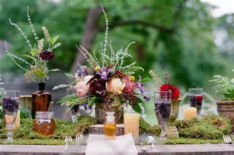 Dried moss table runner has been added to your cart. Moss is the latest trend for 2018 for table decorations