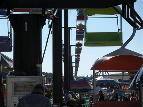 How Pneumatic and Hydraulic Systems Work at Amusement Parks | Air