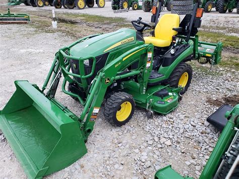 Sold 2018 John Deere 1025r Tractor 120r Loader Auto Connect Deck