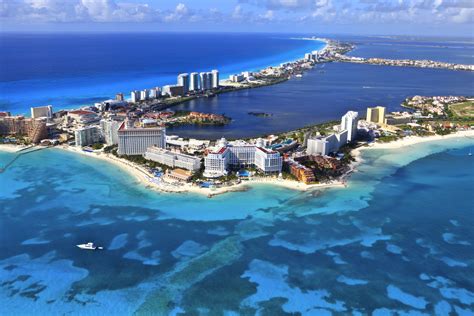 Top 4 Youth Hostels In Cancun Mexico