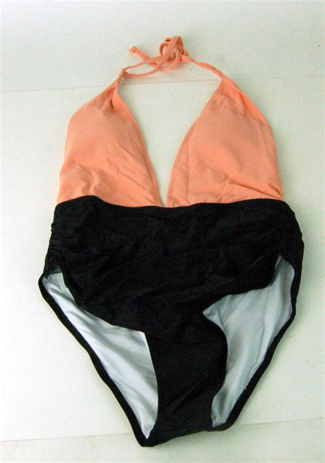 Cupshe Nwt One Piece Bathing Suit Size M Property Room