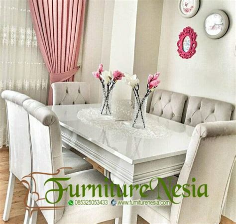 meja makan minimalis  kursi furniturenesia