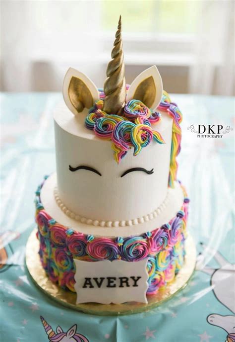 Pin By Kerisa On Addicted To Baking Unicorn Birthday Party Cake