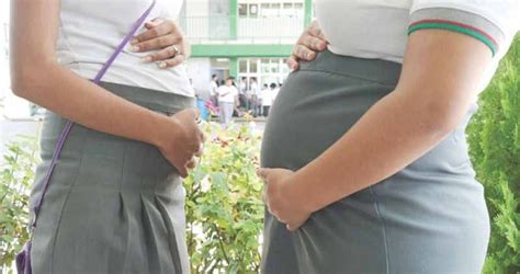 preocupan embarazos en niñas de secundaria