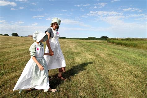 At Laura Ingalls Wilder Sites Trading Tiaras For Calico The New York