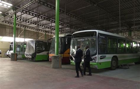Société des transports abidjanais (sotra). Côte d'Ivoire/Sotra: Compagnie Sotra, des autobus à gaz ...