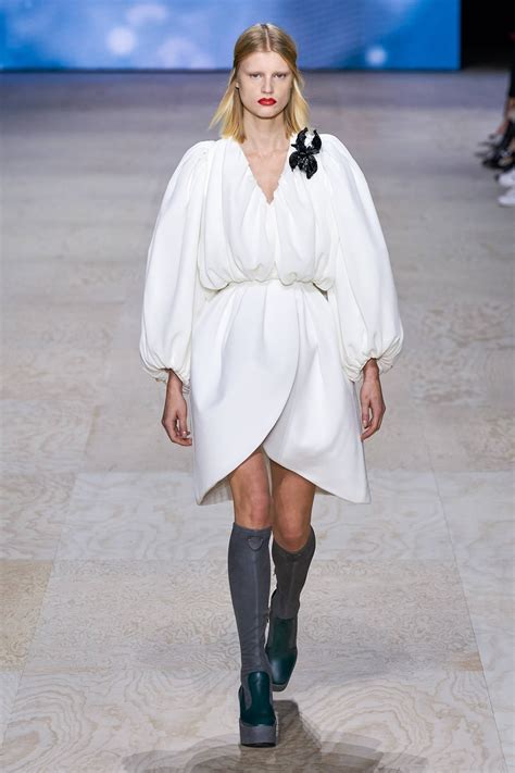 时尚资讯：2020巴黎时装周 Louis Vuitton春夏时装发布秀看点之四 时尚资讯 成都服装设计培训服装设计培训服装设计