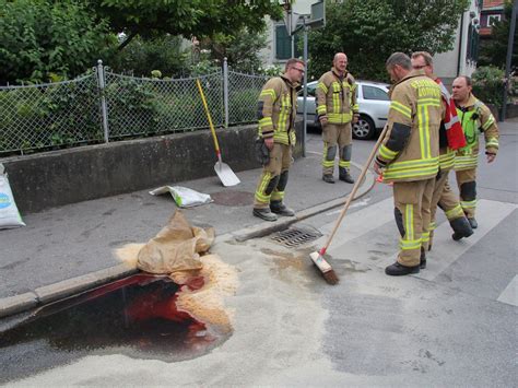 In der pension zum löwen genießen sie wohnkomfort und ein buntes stadterlebnis zugleich. Hunderte Liter Heizöl in Dornbirn ausgelaufen - Dornbirn ...