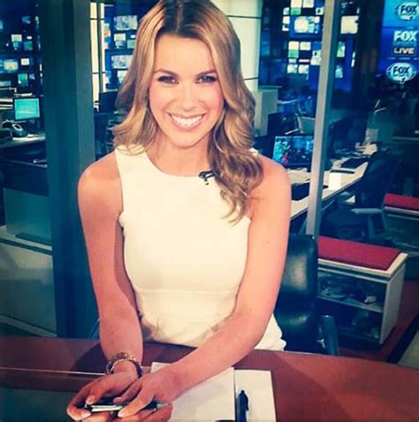 Say Hello To The Hottest Sportscasters In The Usa 59 Pics