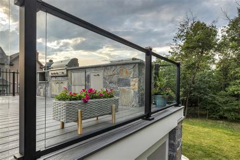 Trex enhance ® railing offers three color options while trex select ® railing offers one. Trex Signature® Glass & Mesh Railing Design | Trex