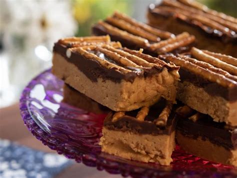 No Bake Peanut Butter Chocolate And Pretzel Bars Recipe Valerie