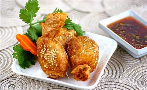 It is the largest paid english newspaper in terms of circulation in malaysia, according to the audit bureau of circulations. Deep-Fried Prawn Balls Recipes perfect for parties - Kuali