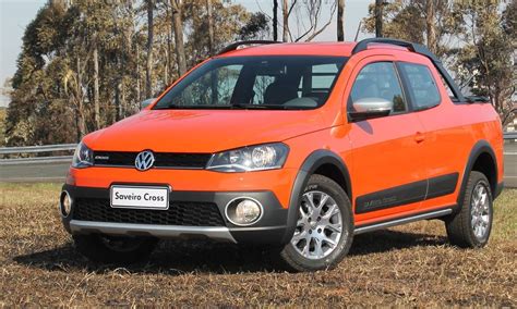 Concorrente direta da fiat strada. Com espaço pra cinco, Volkswagen Saveiro Cabine Dupla é ...