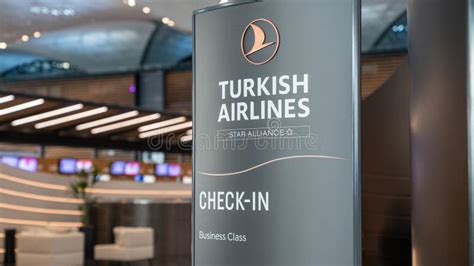 Turkish Airlines Business Class Check In Counter In Istanbul Airport