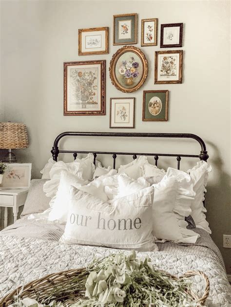 How To Create A Vintage Farmhouse Gallery Wall Using Old Art Prints To