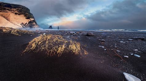 Free Download Hd Wallpaper Iceland Reynisfjara Beach Waves Sea