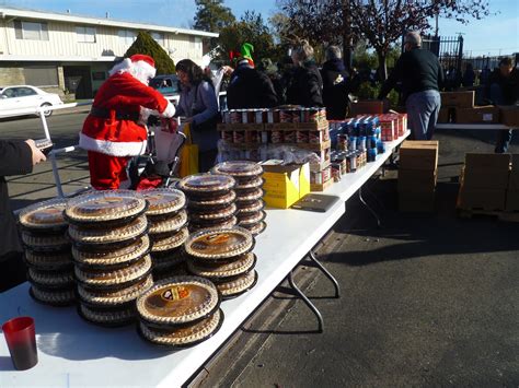 Sacramento food bank & family services (sfbfs) implements this program for food distribution to seniors and sends a representative to rcfl monthly (normally on the second friday from 9:30 to 11:30 a.m.). Sacramento Food Bank & Family Services: Thunder Valley ...