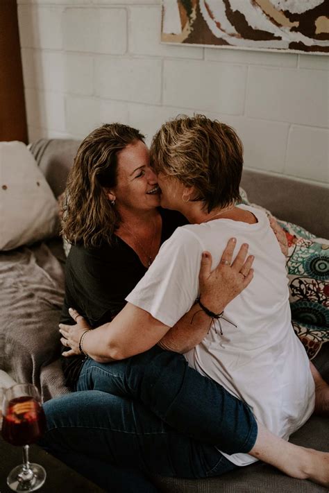 tips for meeting senior lesbian singles and making connections