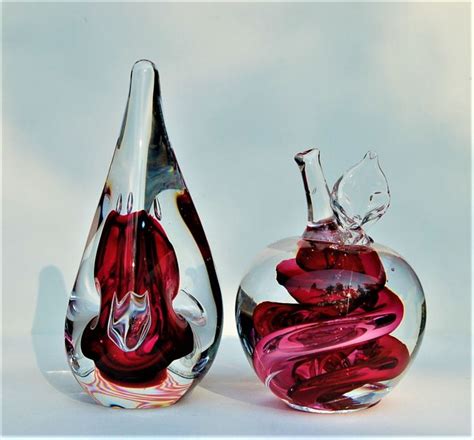 Ozzaro Glass Crystal Objects Drop And Apple Catawiki