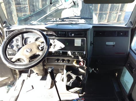 Kenworth T600 Dash Assembly For Sale