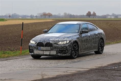 Widzieliśmy już nadchodzące i zupełnie nowe bmw 4 gran coupe 2022 w testach, a jako że to ponownie pokazało się przed obiektywem. 2022 BMW 4 Series Gran Coupe Camouflage Leaves Almost ...