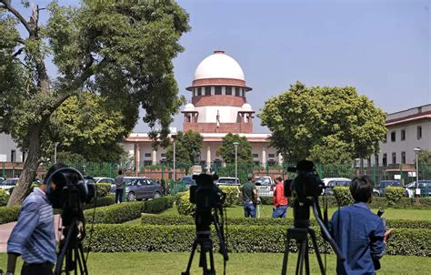 Sc Allows Rbi S Plea Transfers All Cases Before Hcs Against Br Amendment Act To Madras Hc Et