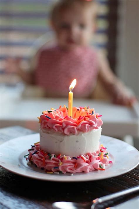 Youre Going To Want To Steal This Moms First Birthday Tradition