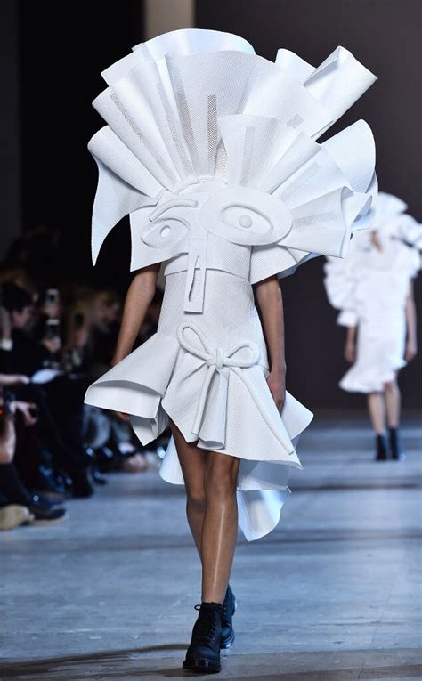 Viktor And Rolf From Paris Fashion Week Haute Couture E News