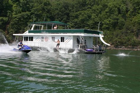 Stand at the helm and navigate your crew to a week of unforgettable memories. House Boats For Sale On Dale Hollow Lake : Dale Hollow ...