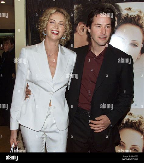 Keanu Reeves Charlize Sweet November Hi Res Stock Photography And