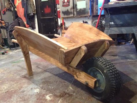 Building The Classic Wooden Wheelbarrow Youtube