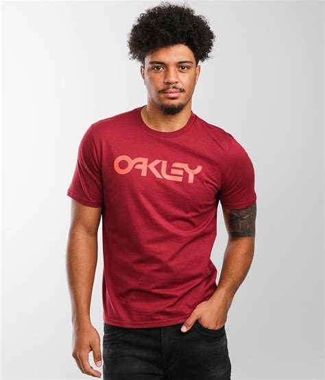 Oakley Mark Ii T Shirt Mens T Shirts In Raspberry Buckle