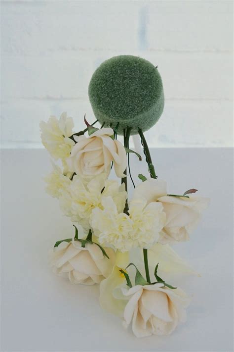 Check spelling or type a new query. Simple to Make Beautiful DIY Cascading Wedding Bouquet ...