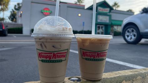 We Tried Krispy Kreme S Pumpkin Spice Coffee Drinks Here S How It Went