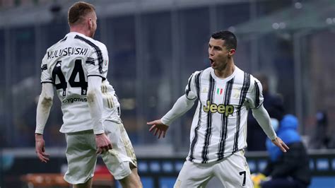 Stadio artemio franchi | arbitré par f. Cristiano Ronaldo goal video: Juventus star nets 2 vs ...