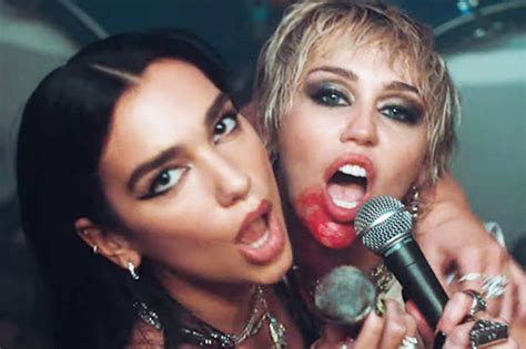 Miley Cyrus Y Dua Lipa ¡la Fusión De Dos Sensualidades Música News