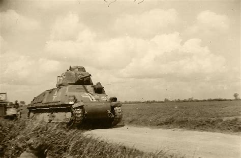 Asisbiz French Built Somua S35 In Use With Waffen Ss Totenkopf France