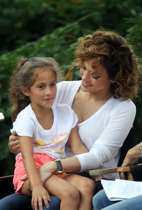 Jennifer Lopez and Her Daughter Are Twinning in This ...