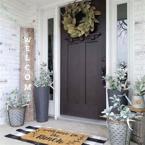 How To Decorate A Small Front Porch Farmhouse Style Leadersrooms