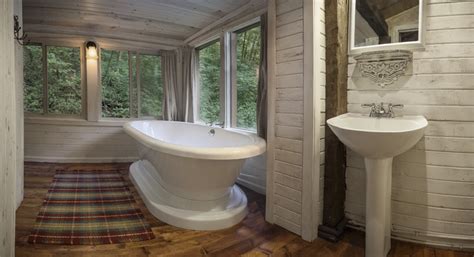 Log cabin glass house little house formerly. The Glass House: A Cabin in the Woods | Home Design ...