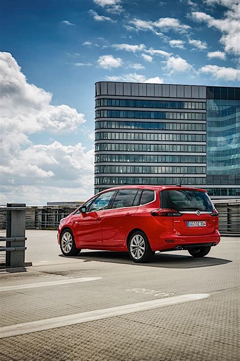 Wir haben den #opel zafira getestet. OPEL Zafira specs & photos - 2016, 2017, 2018, 2019 ...