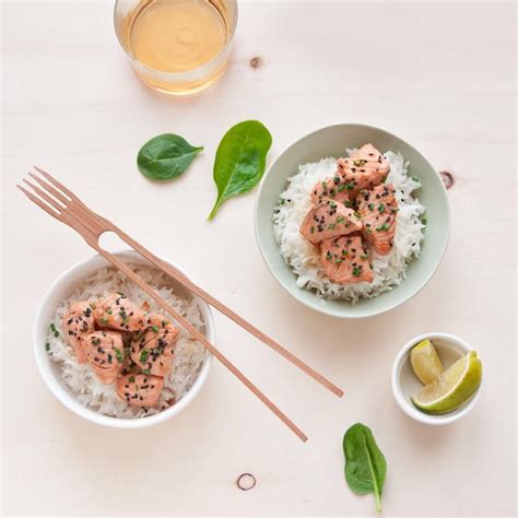 La marinatura rappresenta un metodo alternativo di cottura delle carni tenere del filetto di salmone, infatti, si verifica tramite l'effetto acido degli ingredienti principali come limone e aceto. Una marinatura tipica della cucina giapponese ma con una ...