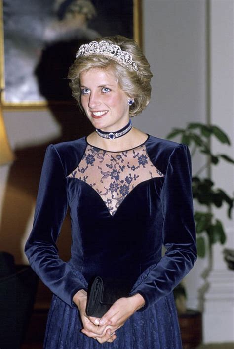 Princess Diana News Princess Of Wales Famous Gown Ignored By Royal