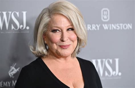 Bette Midler Wiki 2021 Net Worth Height Weight Relationship And Full