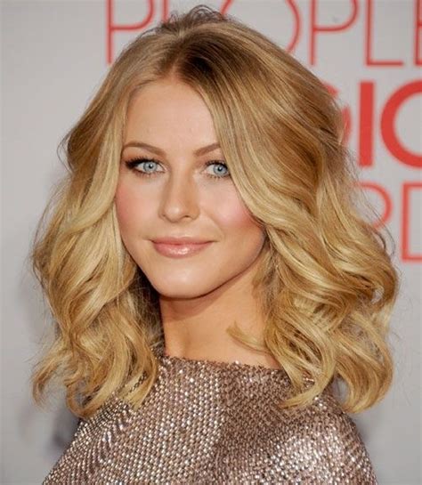 Chic Medium Hairstyles For Wavy Hair Styles Weekly
