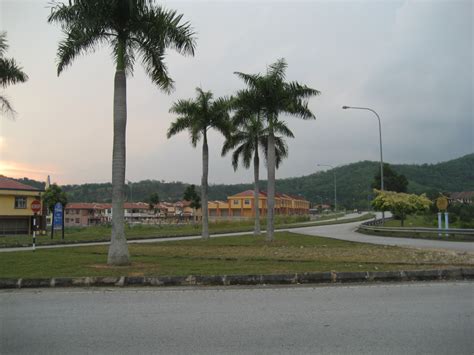 Kolej yayasan felda kampus mempaga (kyfm) (k14039). Nilai, Negeri Sembilan - Wikipedia Bahasa Melayu ...
