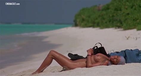 Free Naked Celebrities In Sunbathing Scenes Vol Porn Video HD